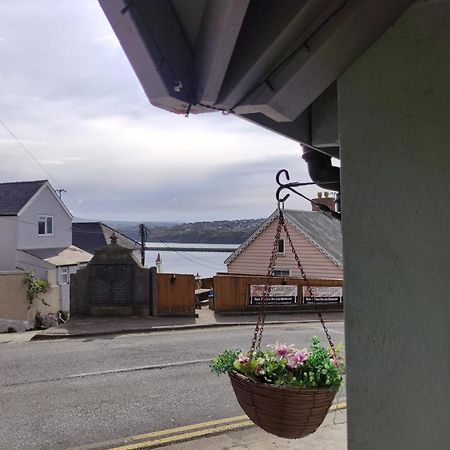 Rose And Crown Hotel & Hope And Anchor Bar Goodwick Exteriér fotografie