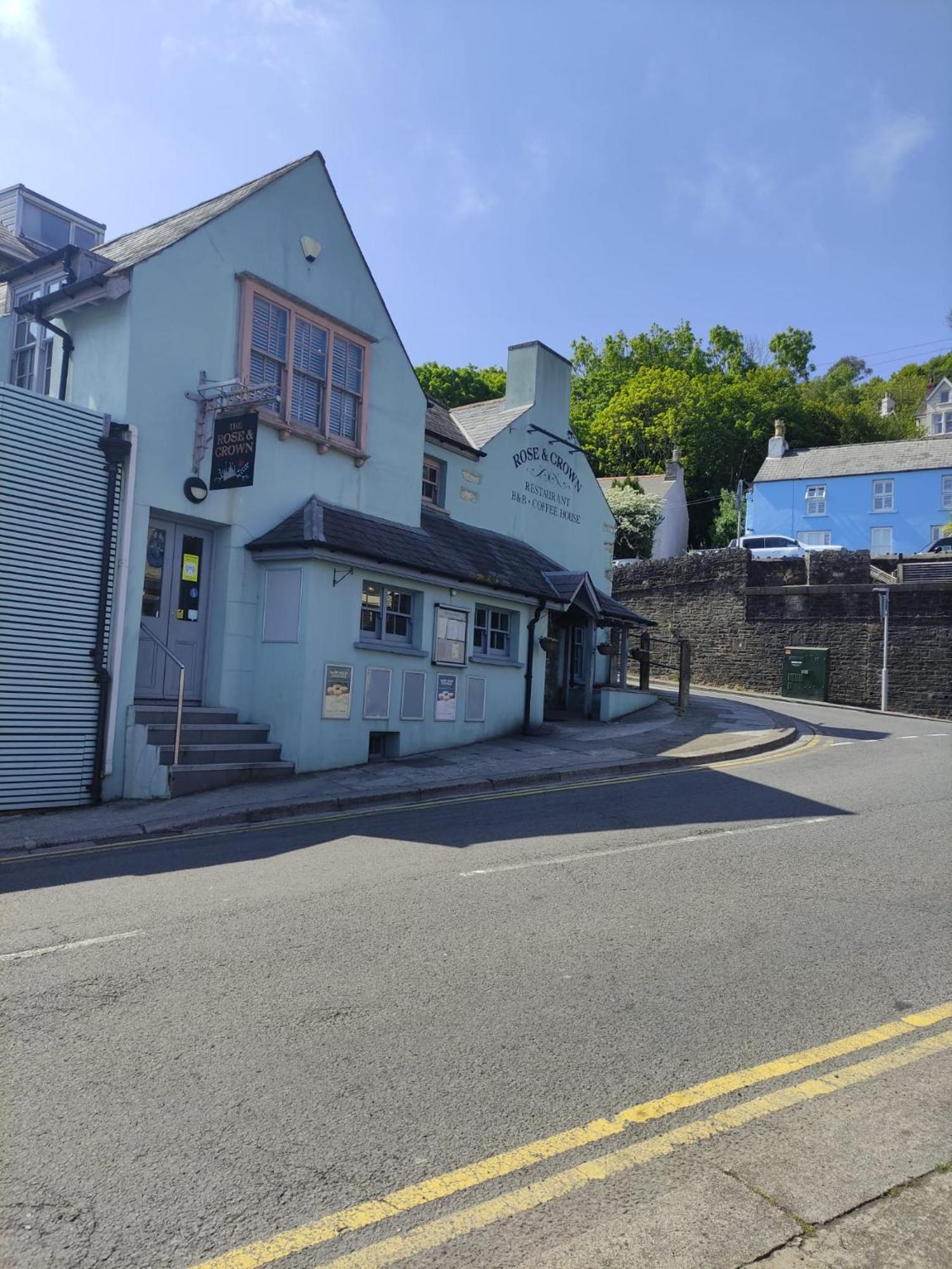 Rose And Crown Hotel & Hope And Anchor Bar Goodwick Exteriér fotografie